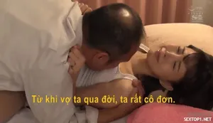 Dọc cô bé em ra đầy sữa đặc dịch bằng sextoy